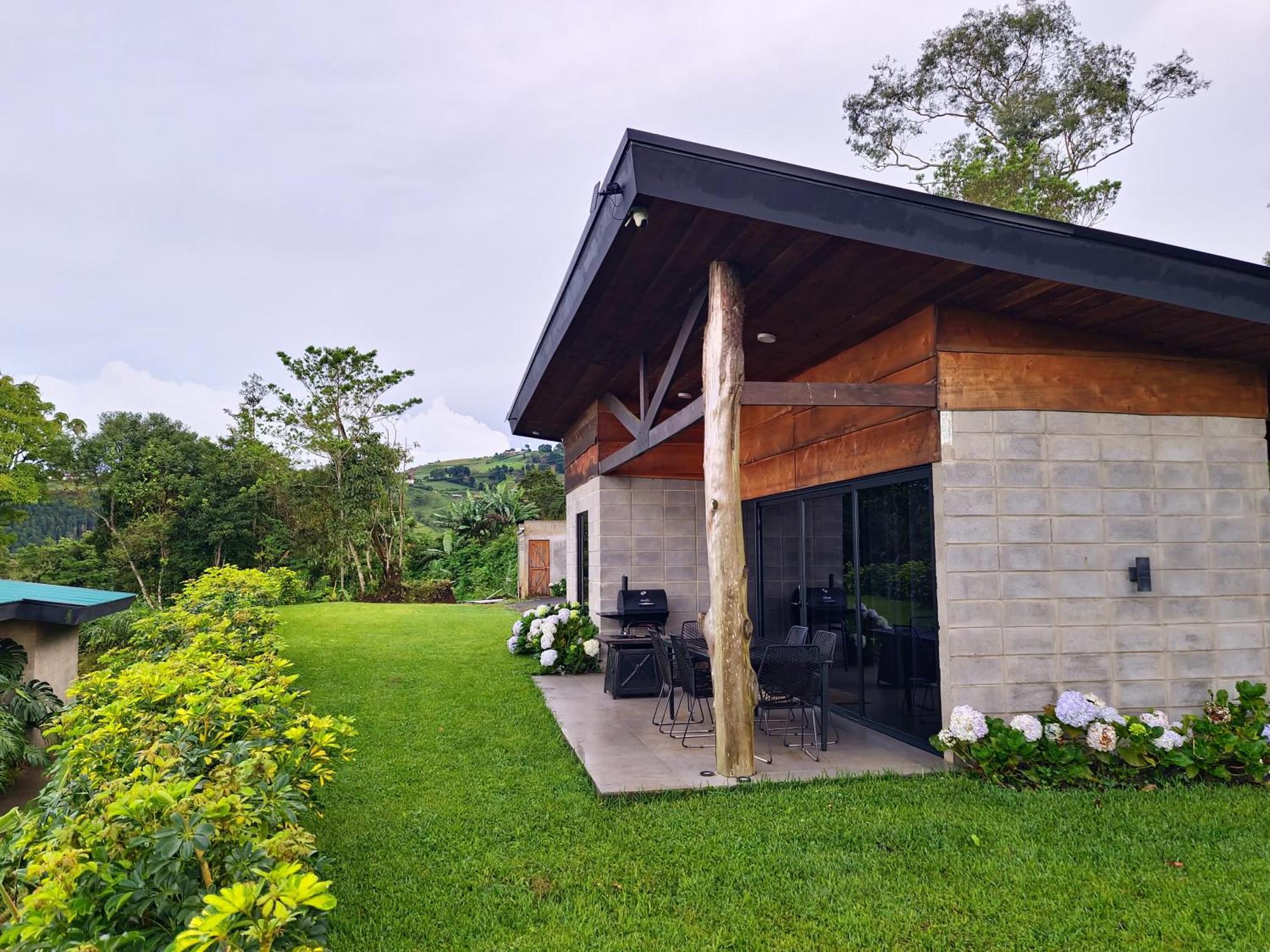 Espectacular Cabana Moderna De Montana + Bosque Nuboso +Wifi Zarcero 外观 照片